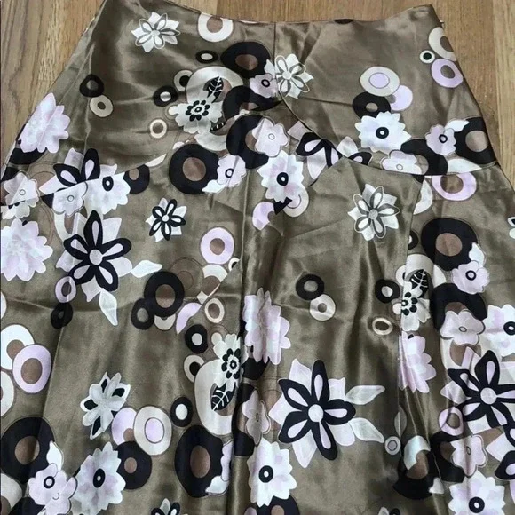 NWT 100% silk skirt - Picture 2 of 2